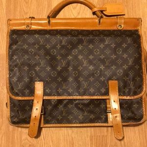 Louis Vuitton travels bags with removable straps